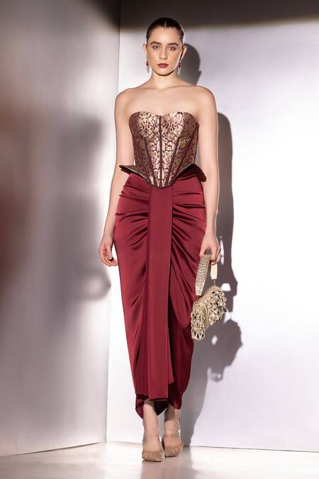 Buy_Label Muslin_Wine Brocade, Satin Embroidery Sweetheart Neck Valencia Peplum Corset Set _Online_at_Aza_Fashions