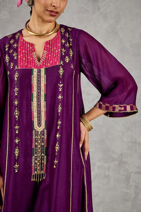 Buy_Shivani Bhargava_Purple Chanderi, Tissue Embroidery, Zari Split V-neck Kurta And Pant Set 