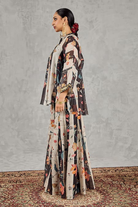 Shivani Bhargava_Black Chanderi Piping V-neck Striped Floral Print Tunic And Palazzo Set _at_Aza_Fashions