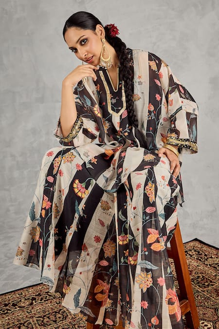 Buy_Shivani Bhargava_Black Chanderi Piping V-neck Striped Floral Print Tunic And Palazzo Set 