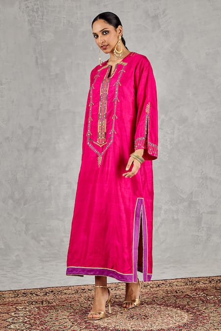 Buy_Shivani Bhargava_Pink Silk Embroidery, Sequins, Beads Split V-neck Kaftan _Online_at_Aza_Fashions