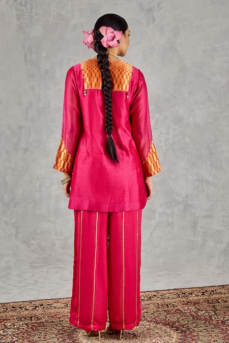 Shivani Bhargava Geometric Woven Short Kurta 