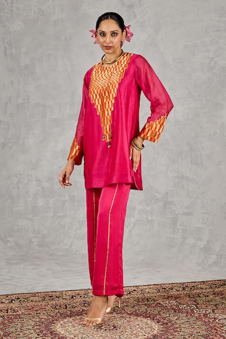 Shivani Bhargava Geometric Woven Short Kurta 