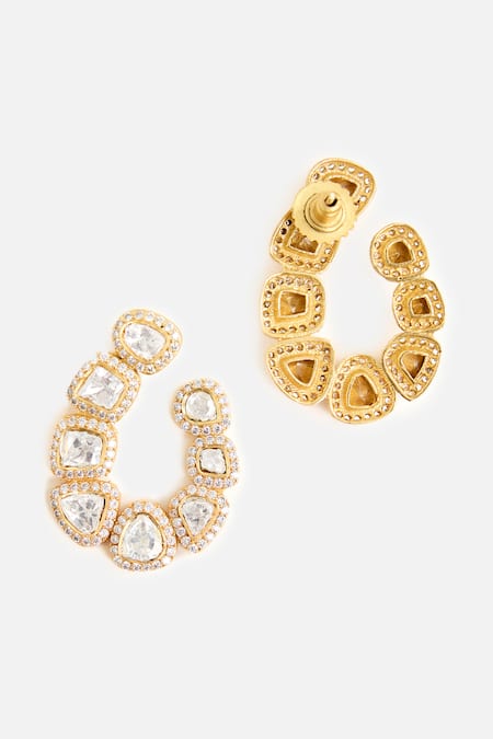 Vivinia By Vidhi Mehra_Gold Plated Pearls, Stones Elegant Cluster Stud Earrings _Online_at_Aza_Fashions