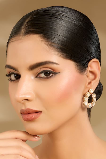 Vivinia By Vidhi Mehra Elegant Pearl Cluster Stud Earrings 