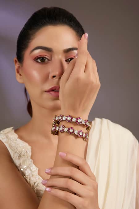 Vivinia By Vidhi Mehra Ruby Kundan Embellished Bangles 