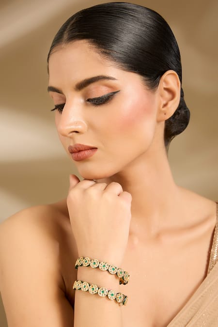 Vivinia By Vidhi Mehra Stone & Pearl Embellished Bangles 