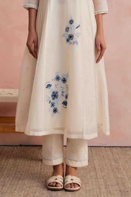 Shop_Khamaj India_Cream Chanderi, Cotton Embroidery, Applique Round Neck Floral Kurta Set _Online_at_Aza_Fashions