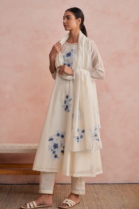 Khamaj India Applique Floral Embroidered Kurta Set 