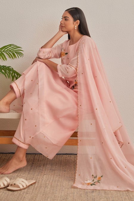 Buy_Khamaj India_Pink Chanderi, Cotton Embroidery, Applique Split V-neck Diana Kurta Set _Online_at_Aza_Fashions