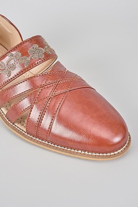 Buy_Rng Safawala_Brown Zari, Embroidery Cocoa Cummerband Peshawaris _Online_at_Aza_Fashions