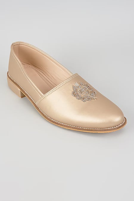 Rng Safawala Golden Hour Crown Juttis 