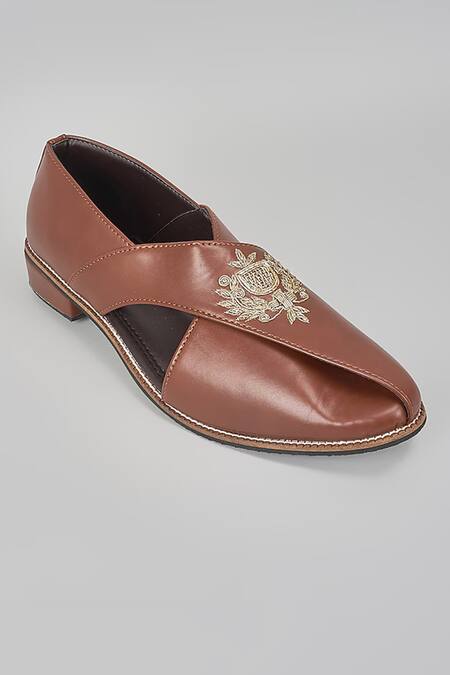 Rng Safawala Brown Embroidered Peshawaris 