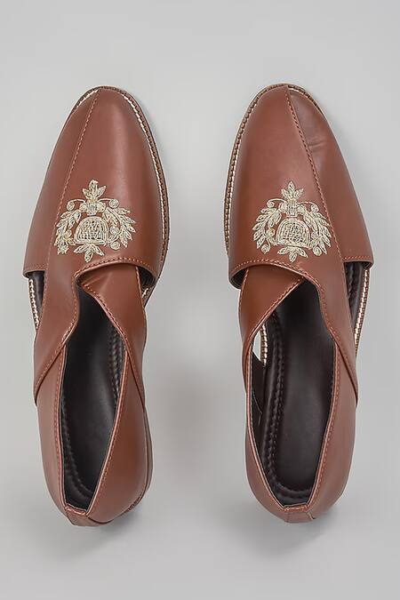 Rng Safawala Brown Embroidered Peshawaris 