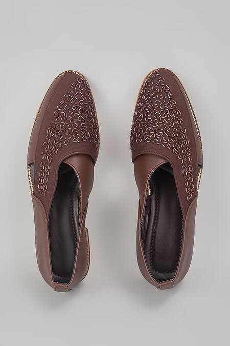 Rng Safawala Brown Embroidered Peshawaris 