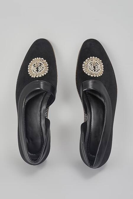 Rng Safawala Black Embroidered Peshawaris 