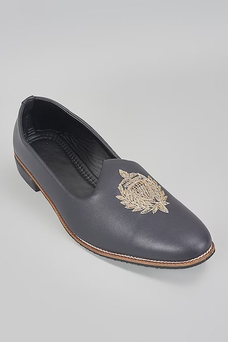 Rng Safawala Black Self Design Embroidered Loafers 