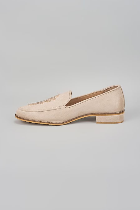 Rng Safawala_Pink Motif Embroidered Loafers _Online_at_Aza_Fashions