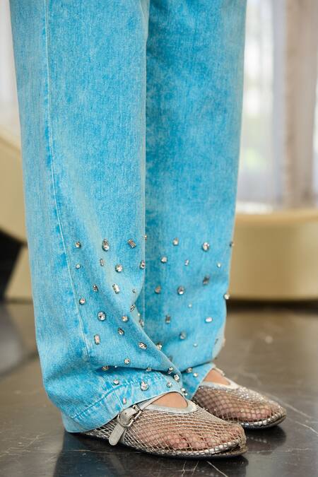 Buy_Kay Kay_Blue Twill, Denim Stones Collared, V-neck Lina Embroidered Shirt And Pant Set 