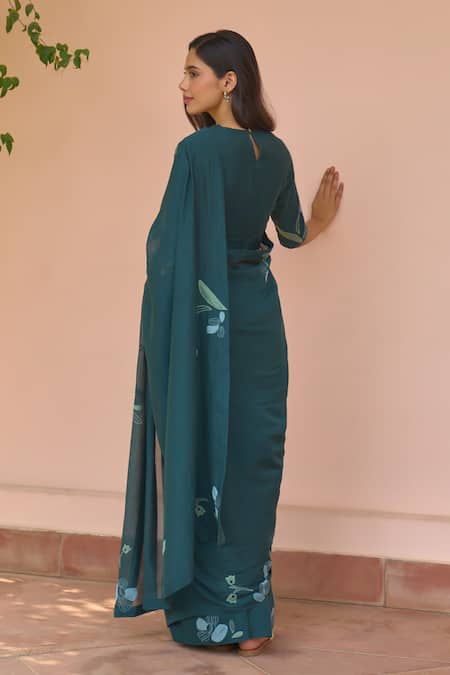 Vaayu Jade Applique Bloom Saree With Blouse 