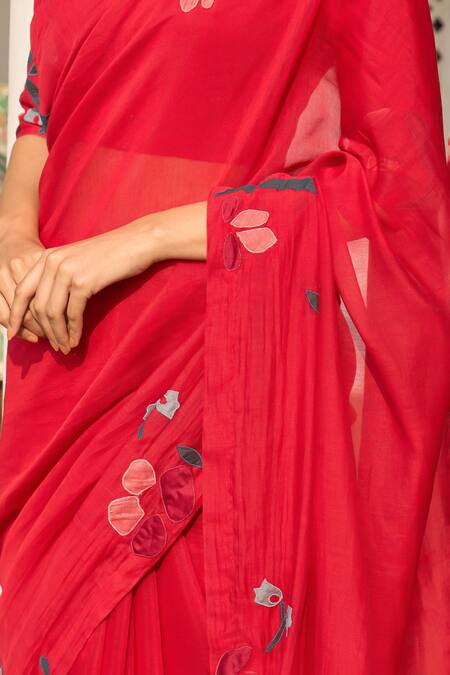 Vaayu_Red Muslin, Cotton Applique, Embroidery Round Neck, Cherry Saree With Blouse _at_Aza_Fashions