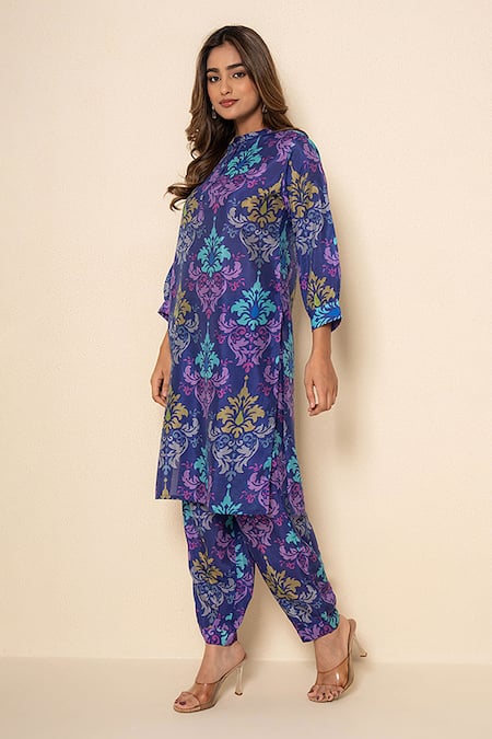 Kameez_Blue Bamboo, Silk Mandarin Collar Canvas Printed Kurta And Pant Set _Online_at_Aza_Fashions