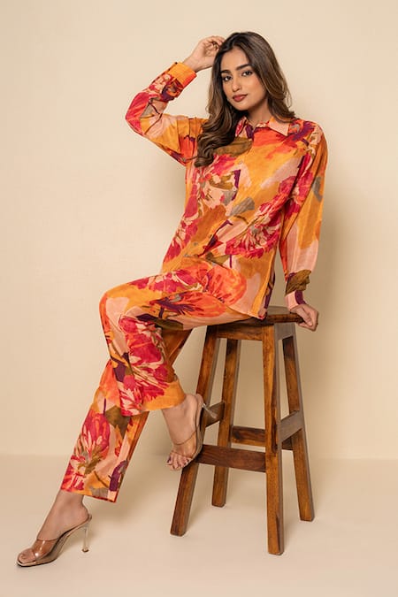 Kameez_Orange Bamboo Collared Coral Amber Print Shirt And Pant Co-ord Set _at_Aza_Fashions