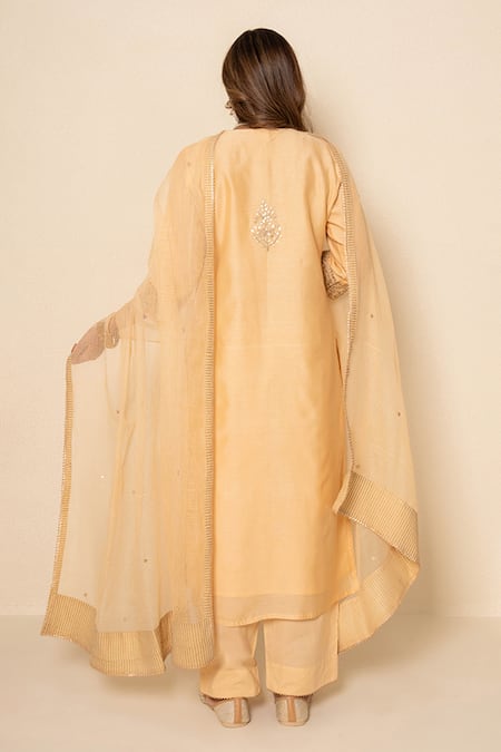 Kameez Gota Patti Kurta Set 