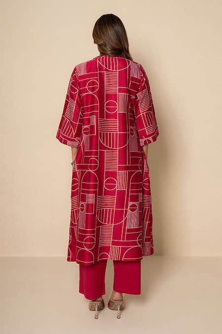 Kameez Blush Reverie Hand Print Kurta & Pant Set 