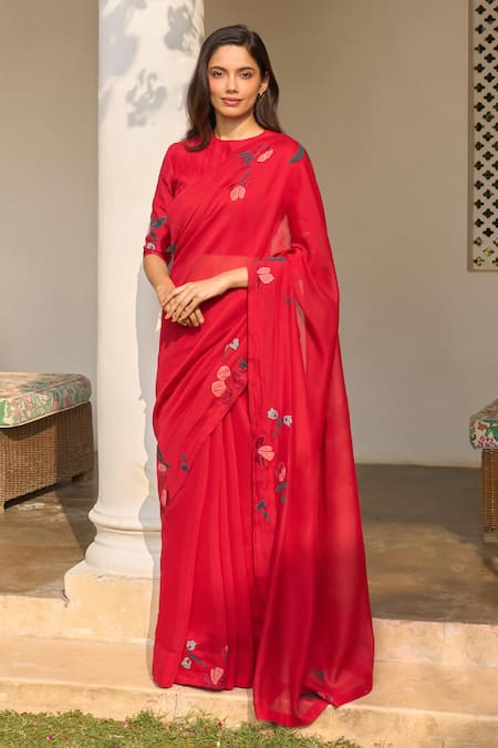 Vaayu Cherry Red Saree With Blouse 