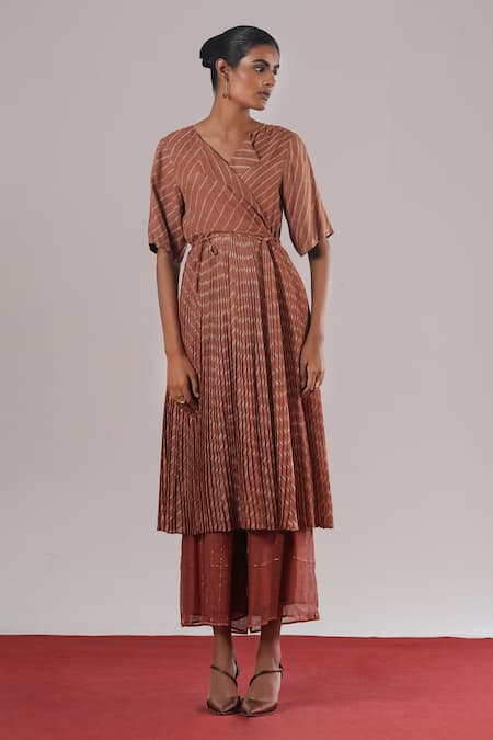 Urvashi Kaur Heiko Zari Handwoven Pant 