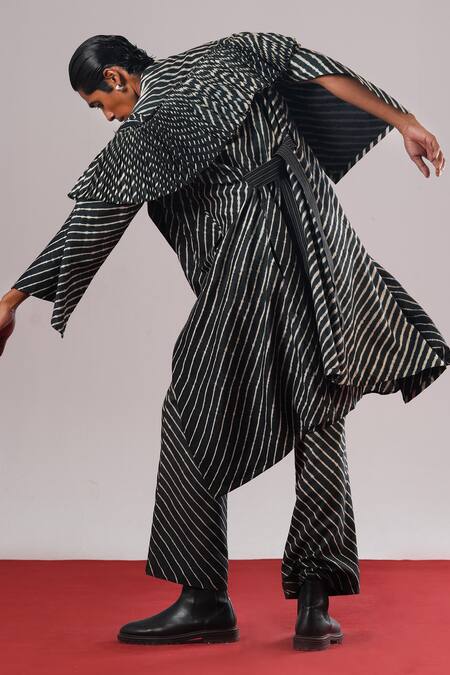 Shop_Urvashi Kaur_Black Linen, Silk Leheriya Printed Pant _Online_at_Aza_Fashions