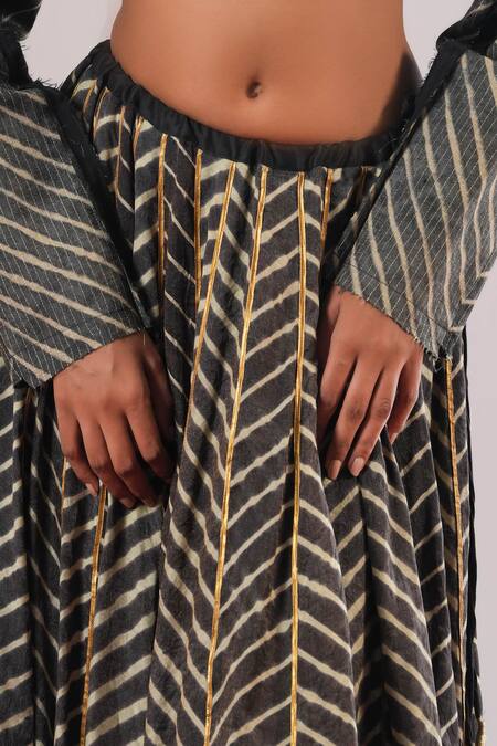 Buy_Urvashi Kaur_Black Cotton, Silk Dawn Leheriya Hand Block Printed Flared Lehenga _Online_at_Aza_Fashions