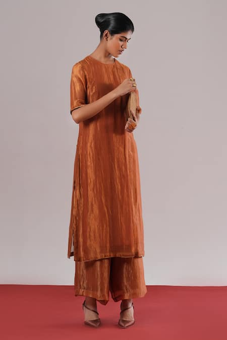 Urvashi Kaur Mira Textured Zari Woven Tunic 