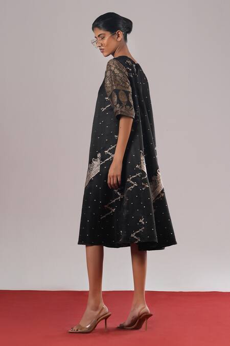 Urvashi Kaur_Black Brocade, Silk Metallic Thread, Foil Printing Suki A-line Midi Dress _Online_at_Aza_Fashions