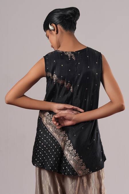 Urvashi Kaur_Black Brocade, Silk Zari, Embroidery Round Neck Linea Peplum Top _Online_at_Aza_Fashions