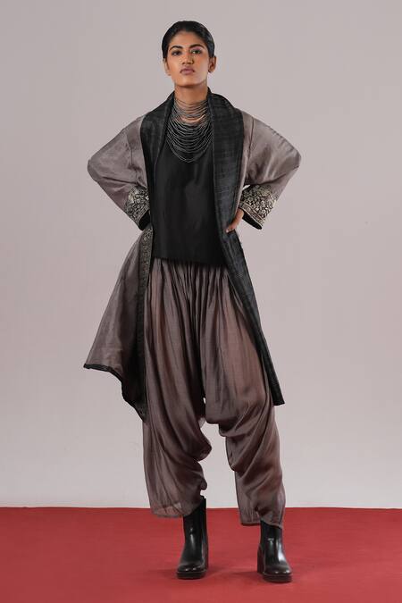 Urvashi Kaur_Black Silk Embroidery Open Neck Yoru Eri Chain Stitch Jacket _Online_at_Aza_Fashions