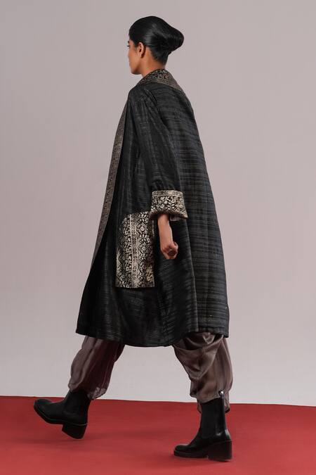 Buy_Urvashi Kaur_Black Silk Embroidery Open Neck Yoru Eri Chain Stitch Jacket _Online_at_Aza_Fashions