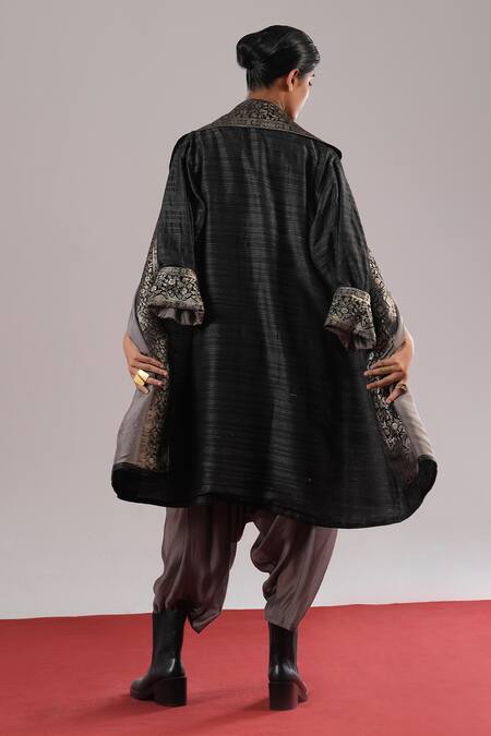 Urvashi Kaur Yoru Eri Silk Chain Stitch Embroidered Jacket 