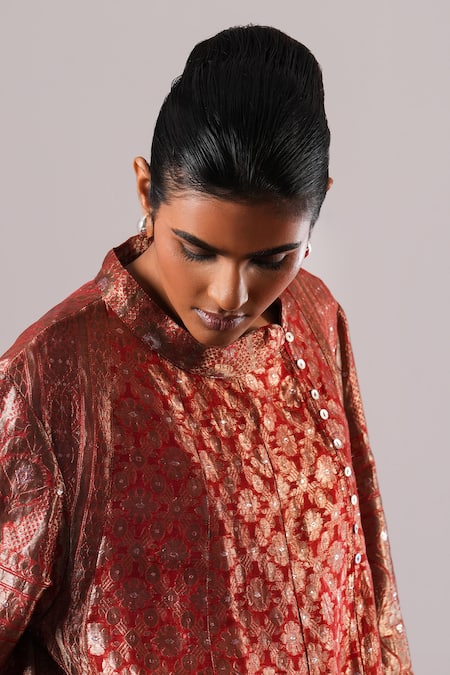 Urvashi Kaur Red Brocade, Silk Zari Collared Woven Tunic at Aza Fashions Urvashi Kaur_Red Brocade, Silk Zari Collared Woven Tunic _at_Aza_Fashions
