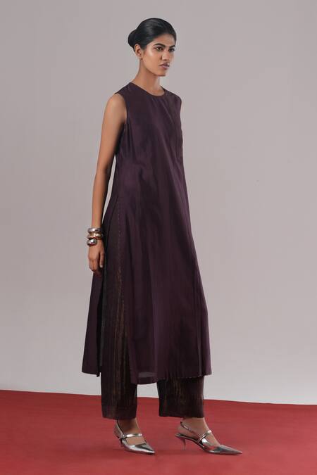 Urvashi Kaur_Purple Chanderi Silk Zari Round Neck Mira Sleeveless Tunic _Online_at_Aza_Fashions