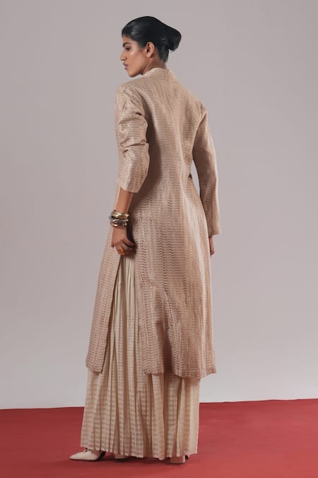 Shop_Urvashi Kaur_Silver Cotton, Silk V-neck Focal Textured Panelled Long-line Jacket _Online_at_Aza_Fashions
