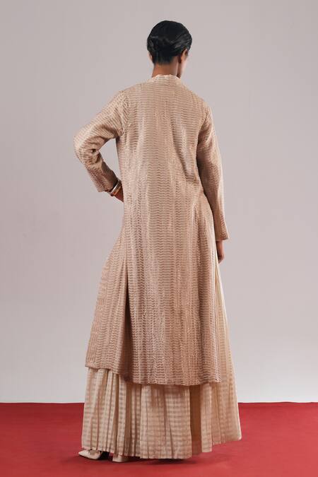 Urvashi Kaur Focal Textured Panelled Long-Line Jacket 