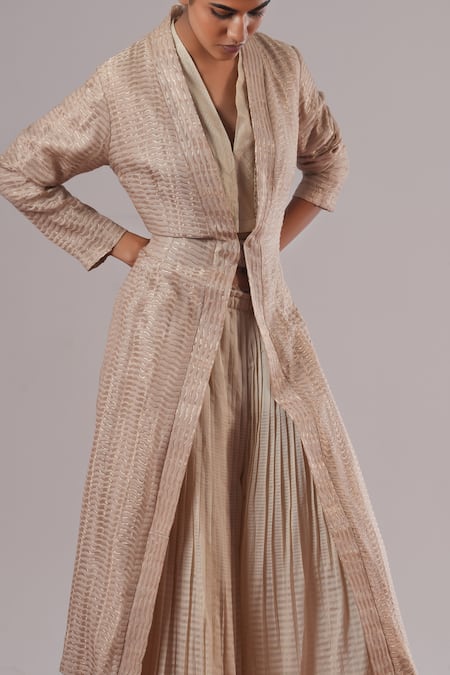 Urvashi Kaur_Silver Cotton, Silk V-neck Focal Textured Panelled Long-line Jacket _at_Aza_Fashions