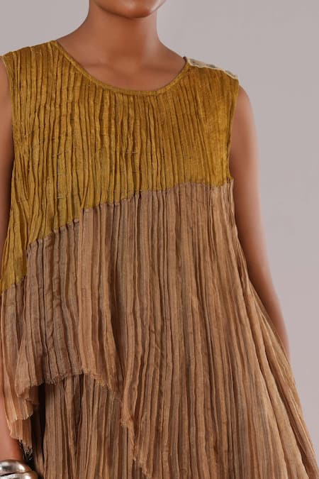 Urvashi Kaur_Green Silk Round Neck Kawa Knife Pleated Layered Dress _Online_at_Aza_Fashions