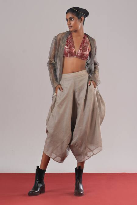 Urvashi Kaur Denote Striped Woven Draped Pant 