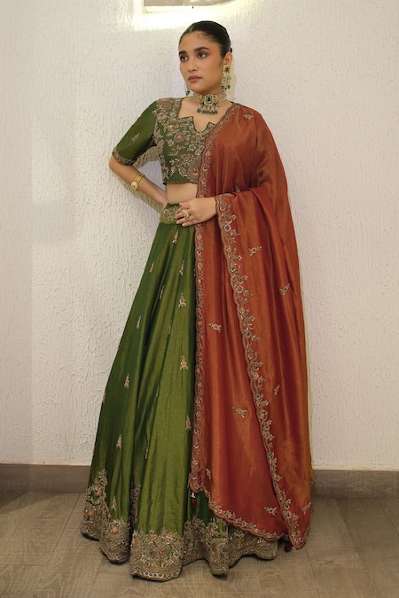 Shop_Label Deepshika Agarwal_Green Tissue Embroidery, Zari Sweetheart Neck Hand Lehenga Blouse Set _Online_at_Aza_Fashions
