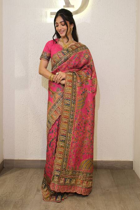 Buy_Label Deepshika Agarwal_Pink Silk Embroidery Round Neck Scallop Border Saree With Blouse 