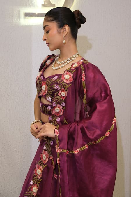 Label Deepshika Agarwal_Purple Organza Embroidery Sweetheart Neck Big Flower Motif Hand Lehenga Set _Online_at_Aza_Fashions