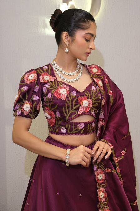 Buy_Label Deepshika Agarwal_Purple Organza Embroidery Sweetheart Neck Big Flower Motif Hand Lehenga Set _Online_at_Aza_Fashions